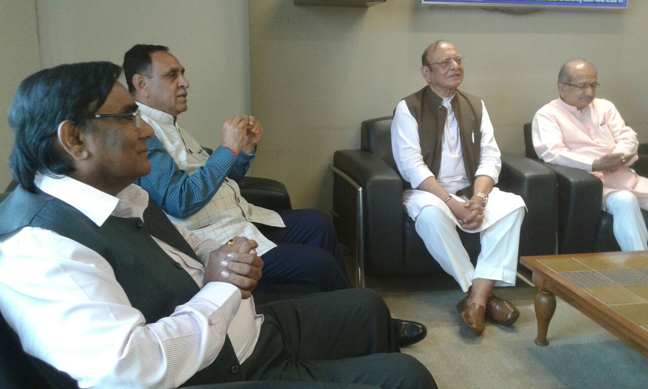 Congress loses control over Bayad taluka panchayat, taluka Congress chief joins BJP