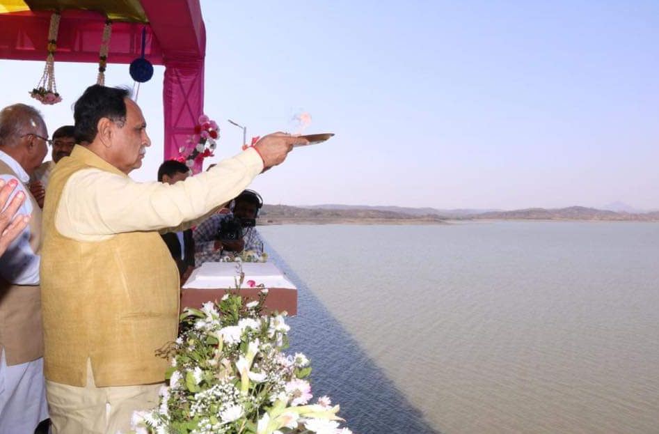Narmada water enters Shetrunji dam of Bhavnagar; SAUNI to complete next year says CM