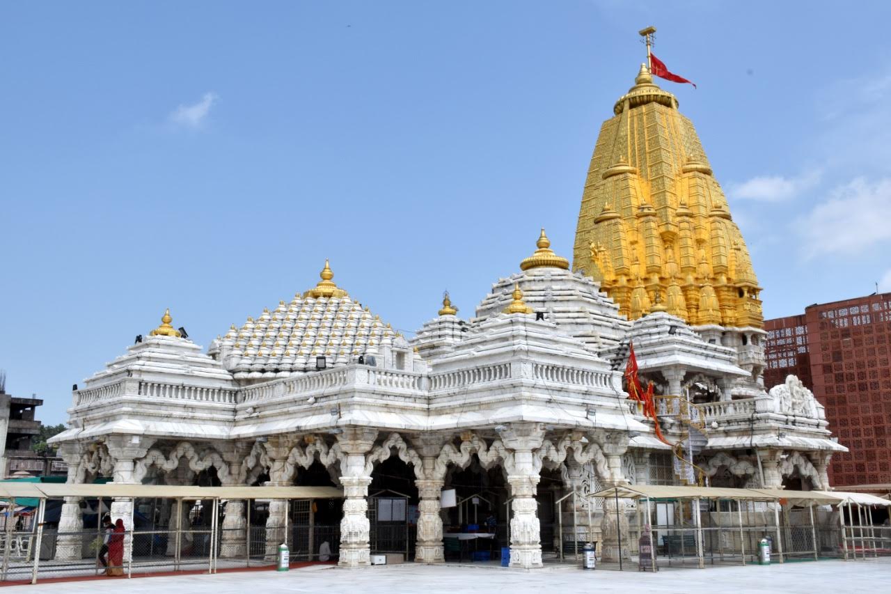 Pilgrims at Ambaji mandir buy 14,000 Mohanthal prasad boxes against 1600 Chiki packets