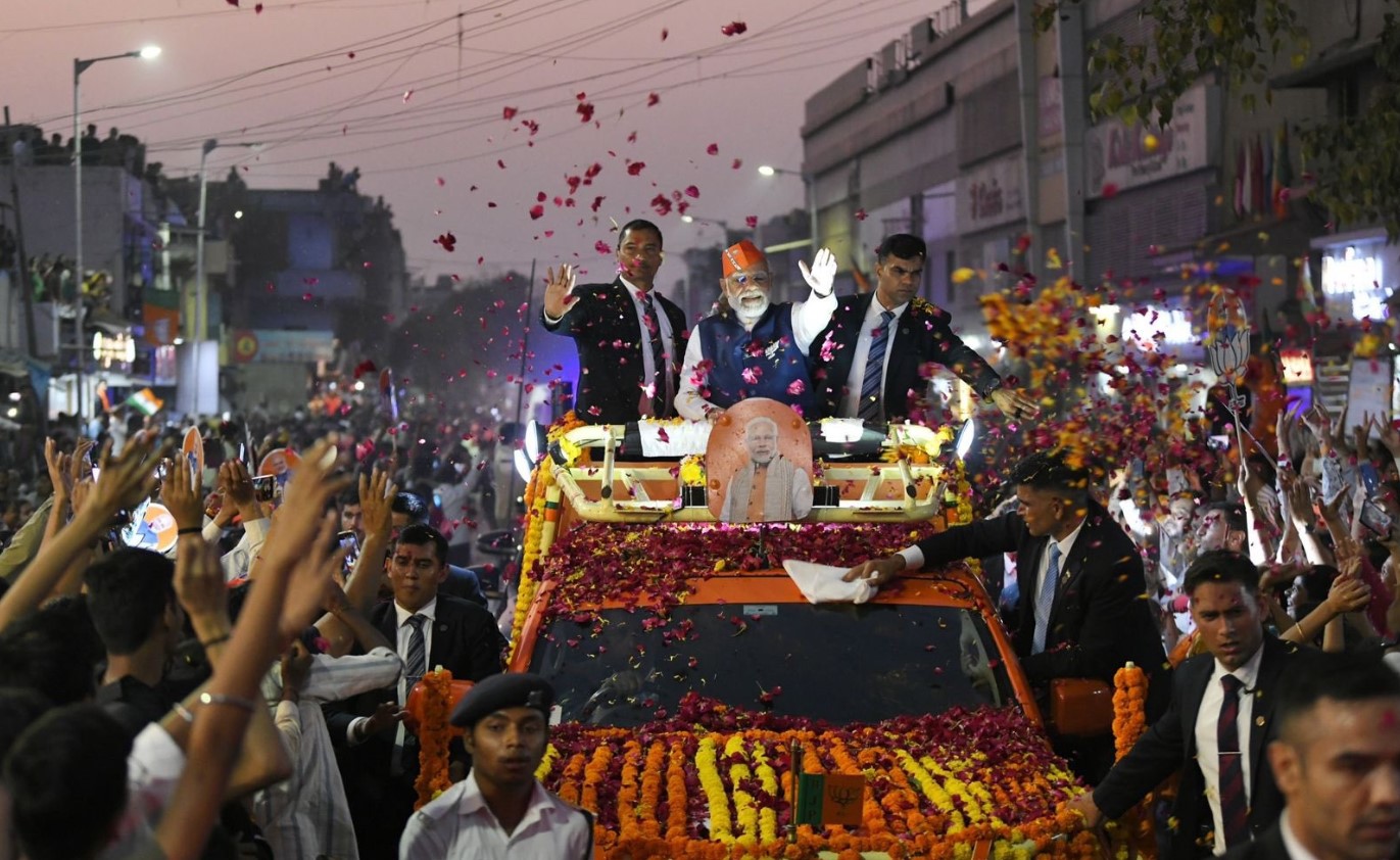 PM Modi held longest and largest roadshow in Ahmedabad
